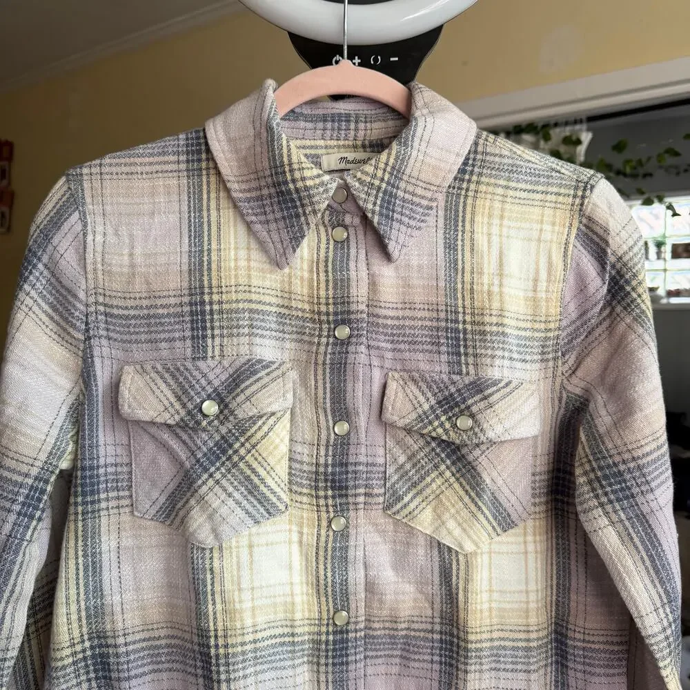 Madewell Flannel Snap-Front Shirt in Plaid
Size 2 NWT Orchid Purple Yellow White - Picture 8 of 10